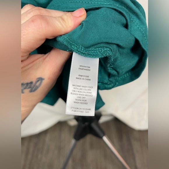 Socialite Long Sleeve Blue Wrap Dress Size Medium NWT - Picture 10 of 10